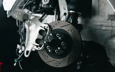 Entretien et réparation de freinage avec le garage Ma Bagnol à Anse et dans les secteurs alentours