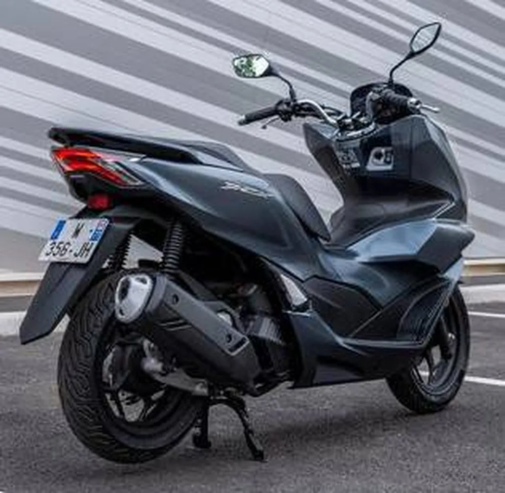 SCOOTER NEUF HONDA PCX 125 LA SEYNE SUR MER