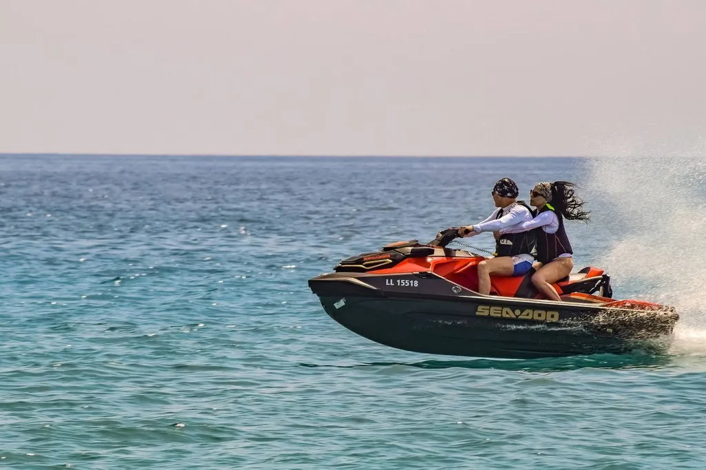 Baptême en jet ski sans permis sur la base nautique AUDEMAR à HYERES