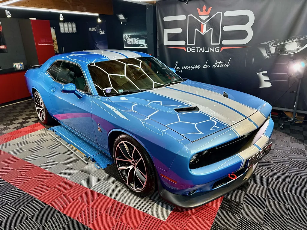 Traitement céramique , detailing Dodge Challenger spécialiste sur Vaugneray 