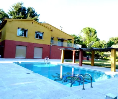 Vos vacances hautes en couleur dans les bouches-du-Rhône Aubagne Escale Bicolore