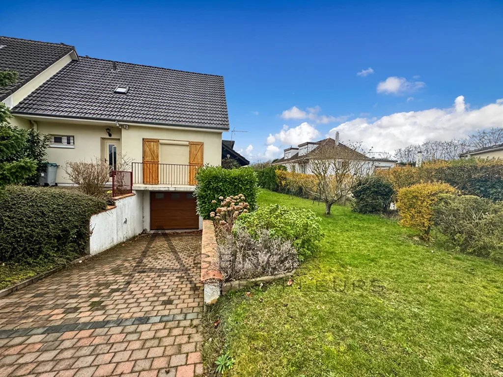 A vendre, pavillon de 112 m² édifié sur 474 m² de terrain sur la commune de Saint-Aubin-les-Elbeuf 76410