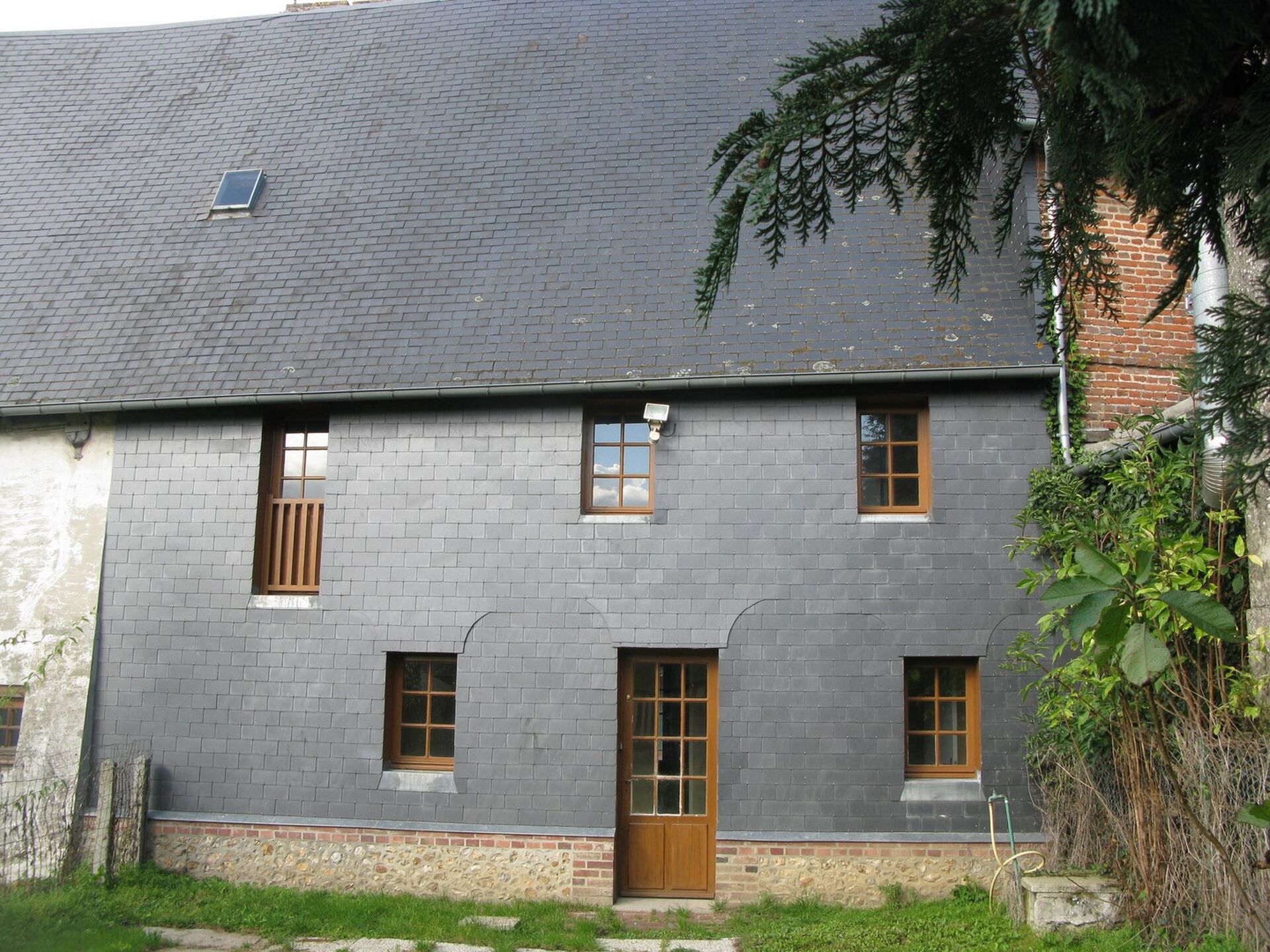 MAISON DE VILLAGE Entre LISIEUX et BERNAY