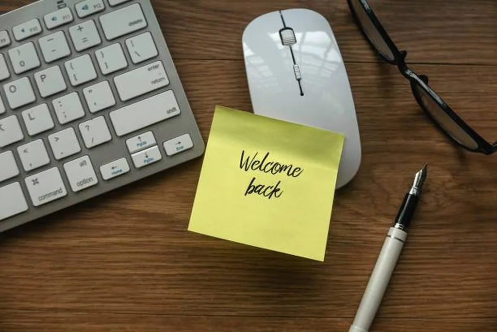 Travailler pendant les vacances scolaires