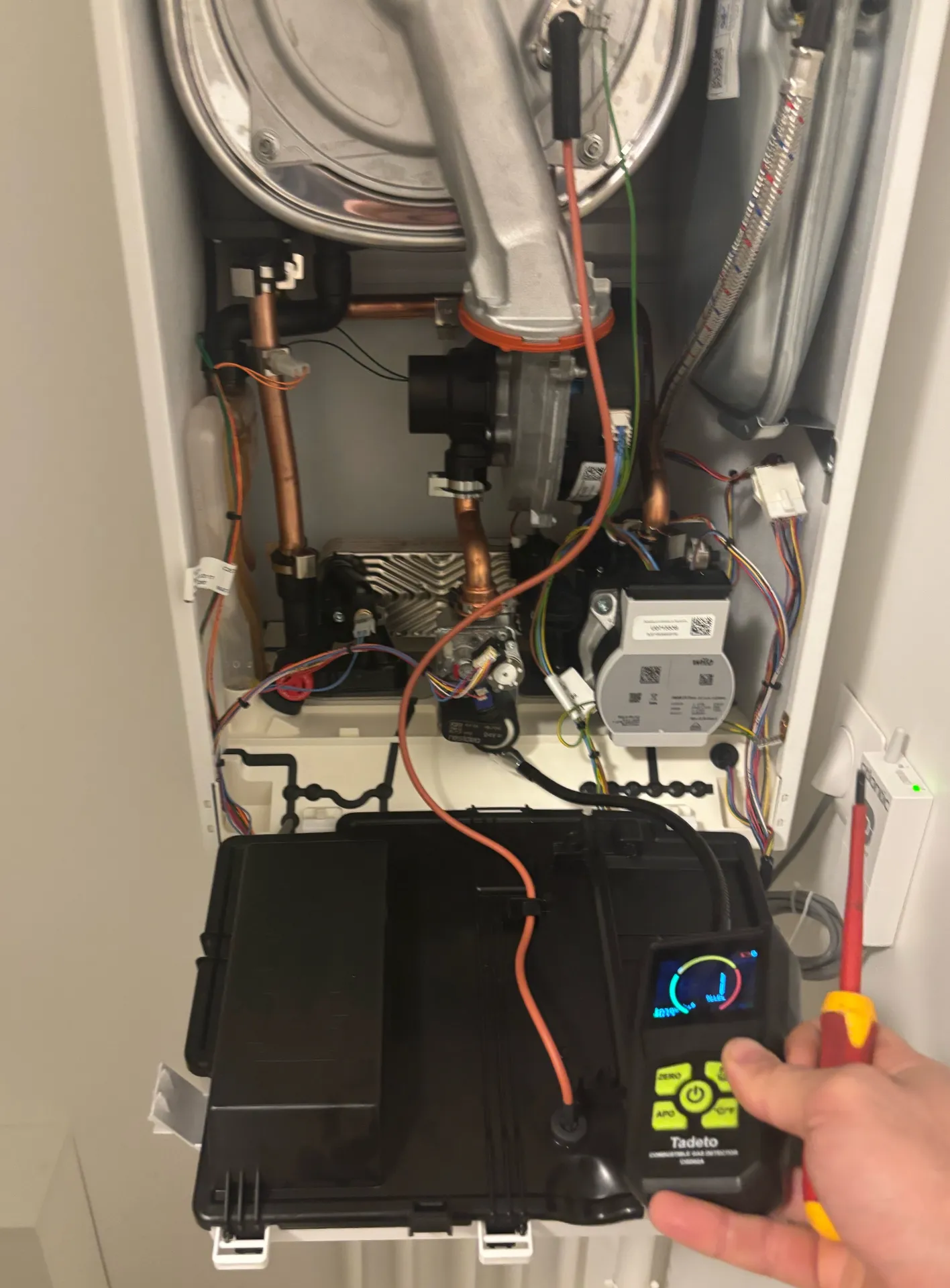 Entretien et mise en place d’un contrat d’entretien sur chaudière à condensation Atlantic Naia à Bobigny

