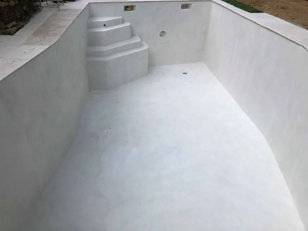 béton piscine TERRE DU MONDE