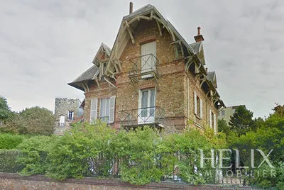 Maison Saint Germain En Laye 10 pièce(s) 210 m2