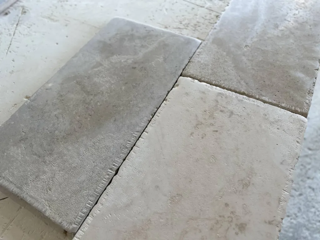 Dallage pierre de Dordogne sur RDV au showroom 36 rue de Bourgogne à Paris