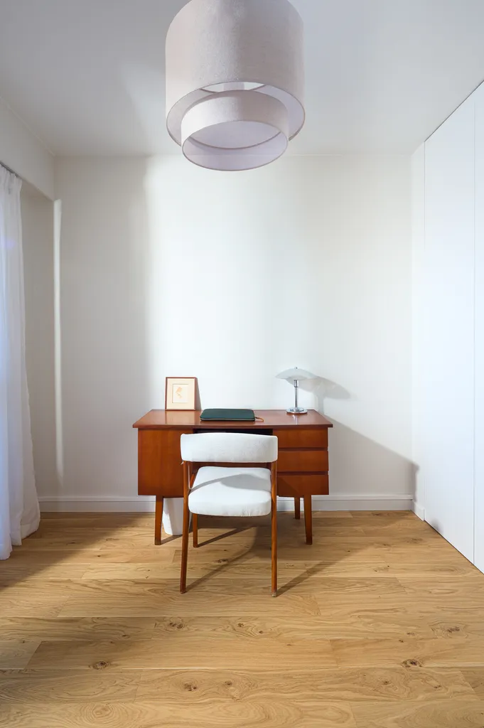 Rénovation complète d’un appartement de 80m2 des années 50 à Toulouse : optimisation des volumes style mid-century par le Studio Kassic