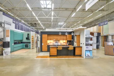 où trouver un photographe professionnel pour des photos d'une enseigne de bricolage à Chambourcy