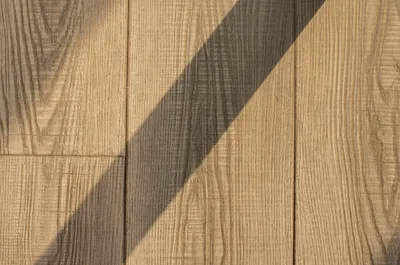 aménagement extérieur à Carmaux exige une rigueur absolue sur la conformité technique des enduits et la protection des structures bois à Albi dans le Tarn