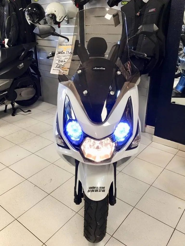 SCOOTER OCCASION DAELIM S3 125 LA SEYNE SUR MER