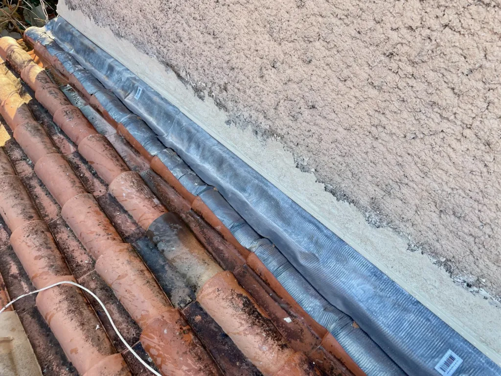 Rénovation de Solin de toiture en Plomb de maison sur Venelles 13770