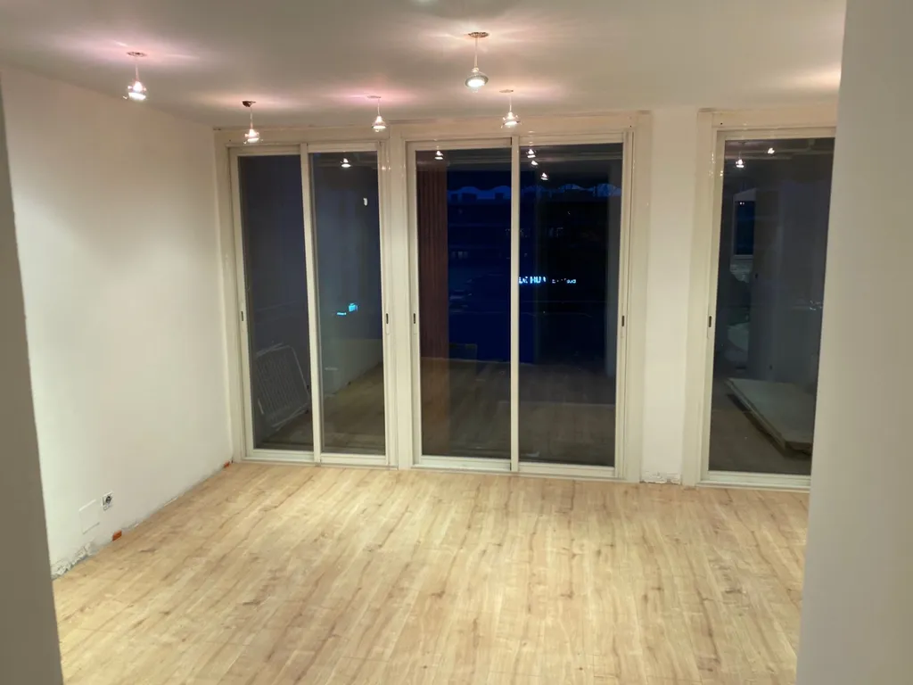 Devis travaux peinture et parquet au Lavandou