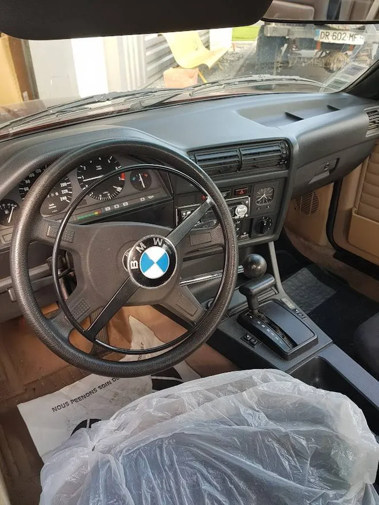 spécialiste bmw e30 a Mérignac