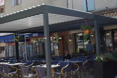 pose d'une pergola bioclimatique à pélissanne