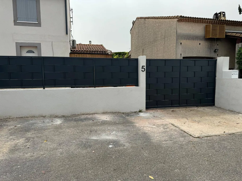 artisan ferronnier pour portail sur mesure les Pennes Mirabeau