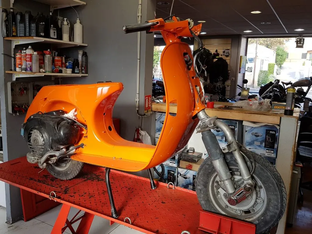 RESTORATION VESPA TOULON