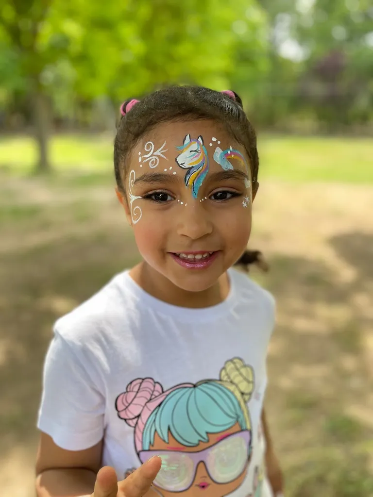 Animation pour enfant avec stand de Maquillage à Aix-en Provence
