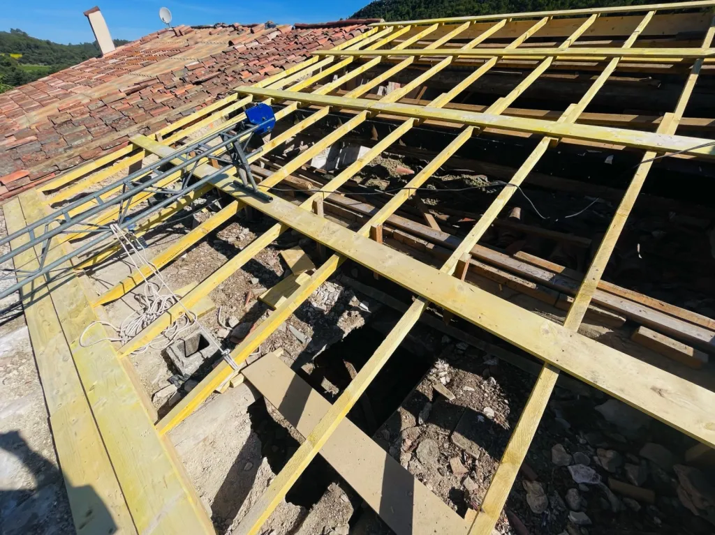 réfection de toiture Les Milles 13290