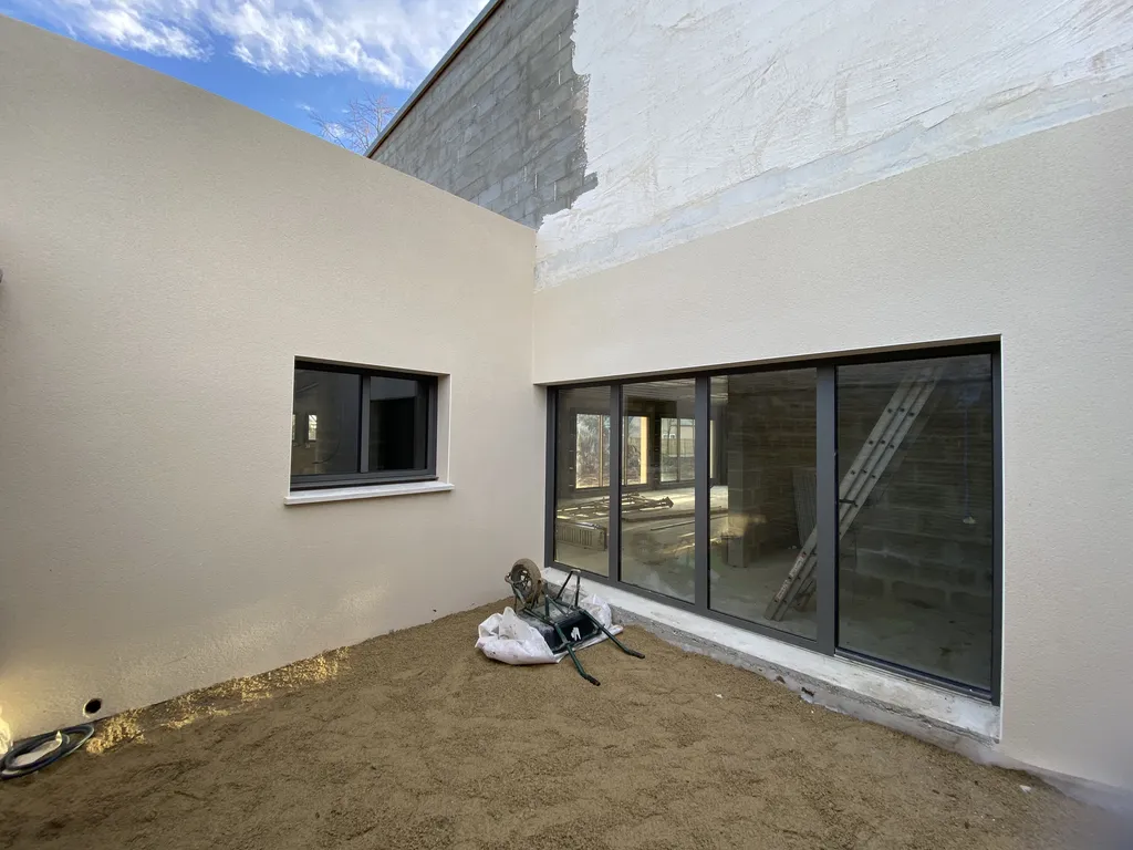 Ravalement finition grattée 