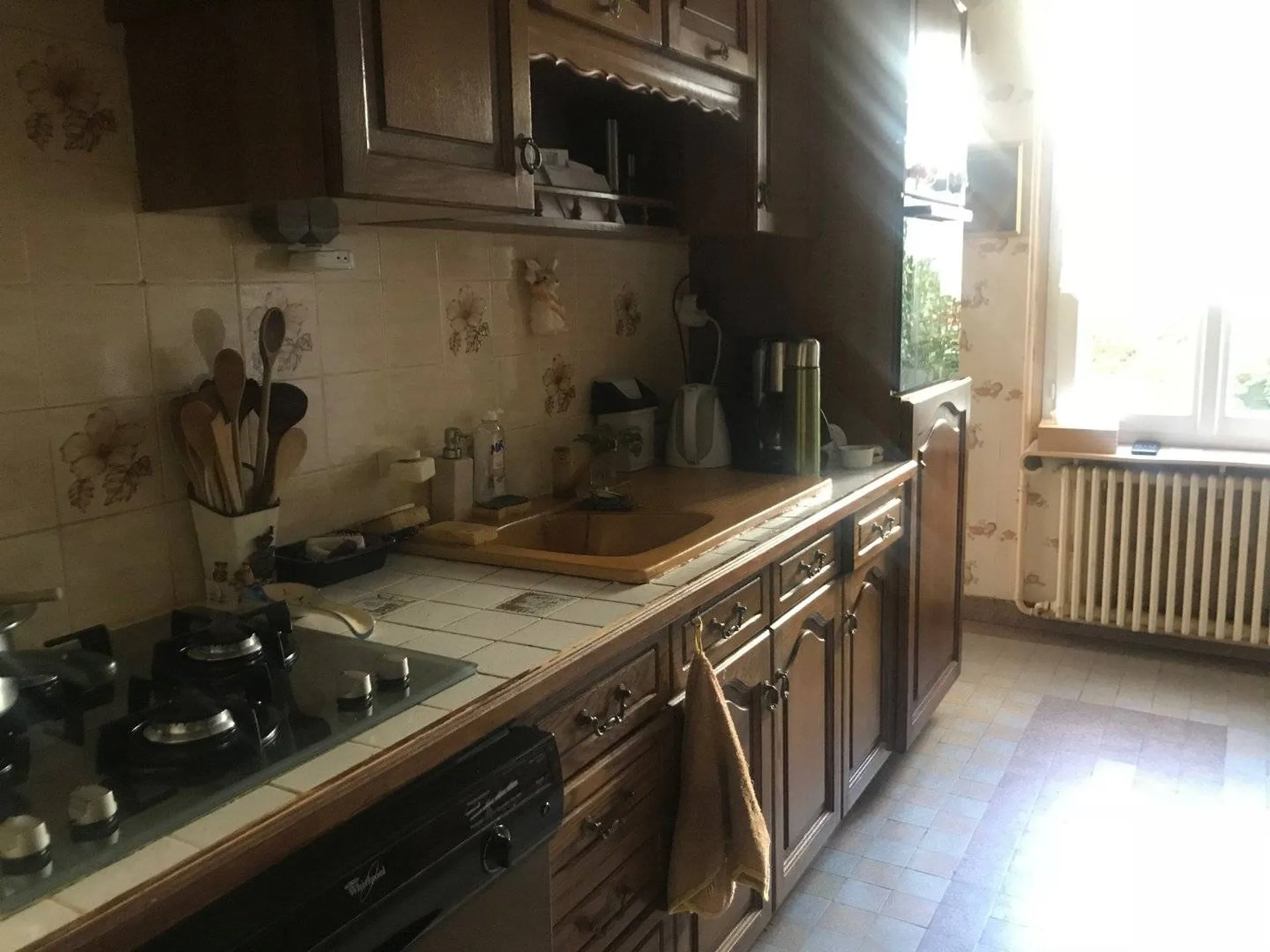 En vente immeuble de rapport avec courette et place de parking proche Cormeilles 27260