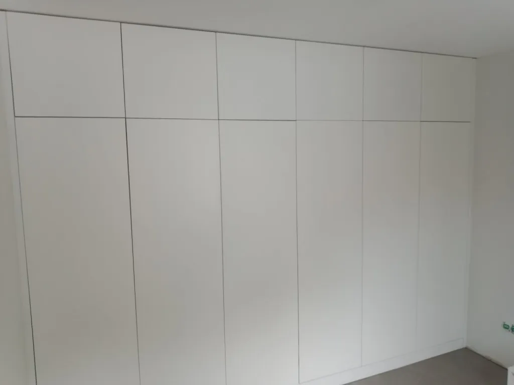 Fabrication et pose d’un dressing sur la commune de Sanguinet