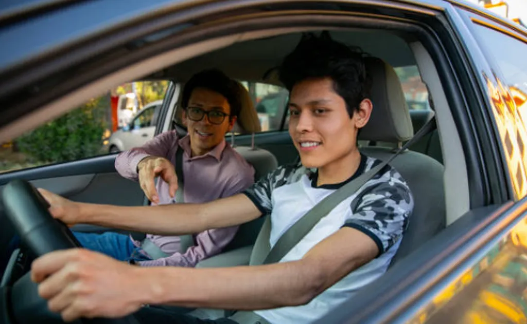 Permis de conduire en conduite accompagnée à Orléans : Les avantages et les étapes clés