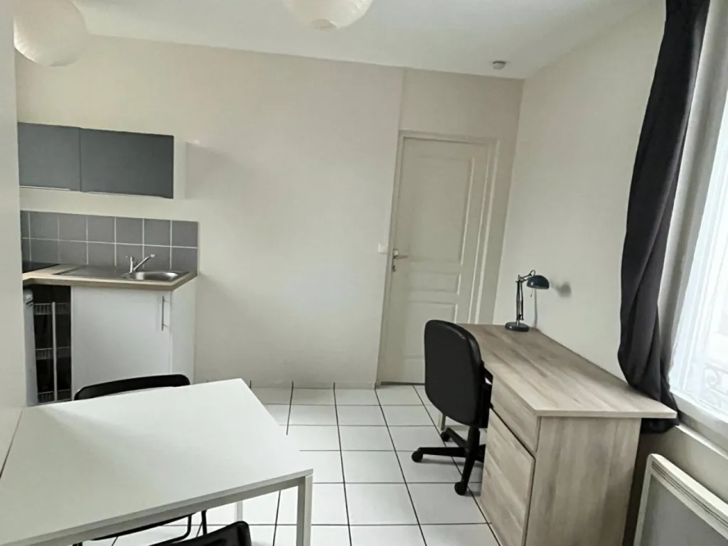 Situé au 1er étage