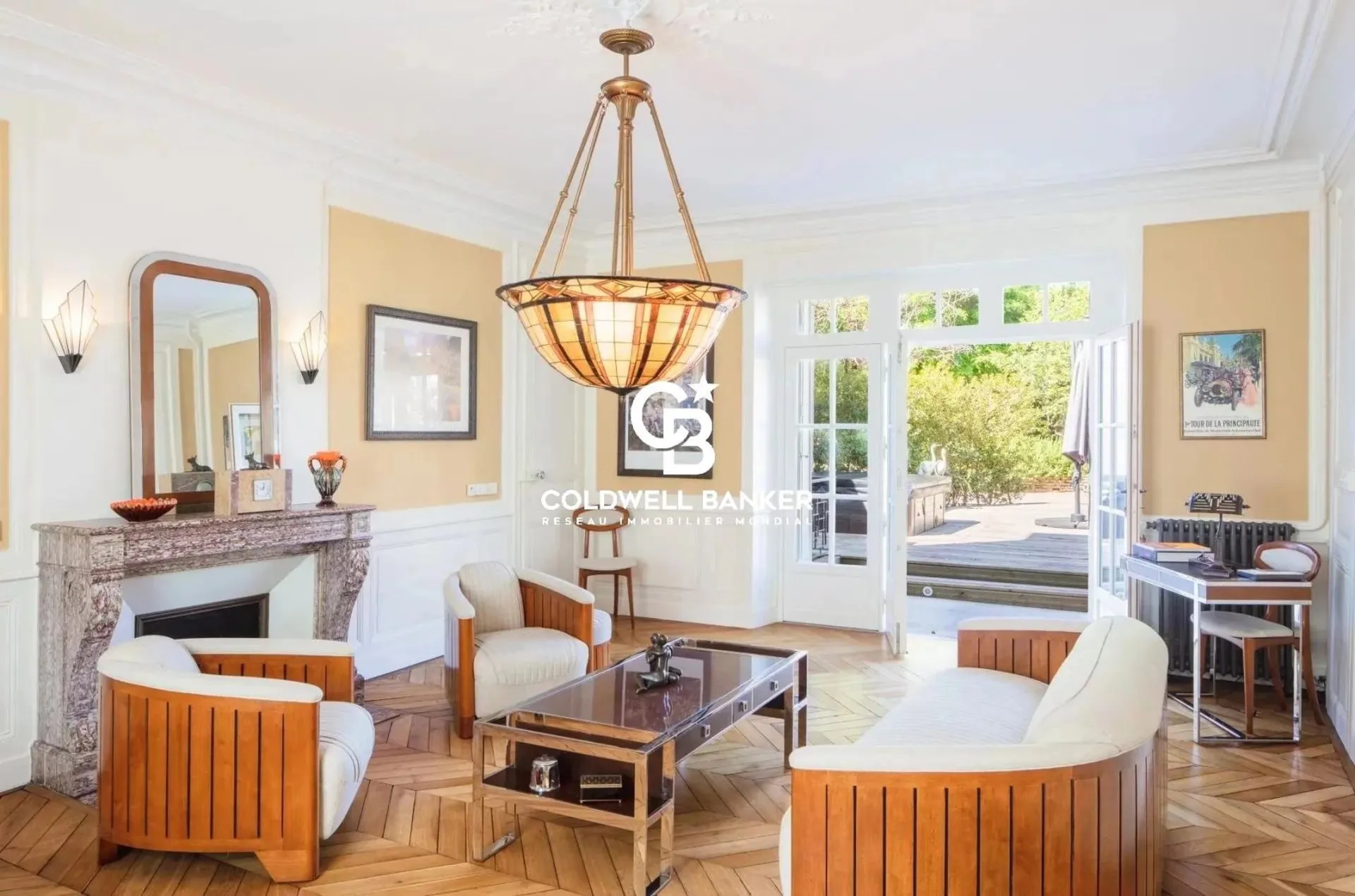 Maison de Maitre du XIXème Siècle, hôtel particulier avec grand jardin au Mans