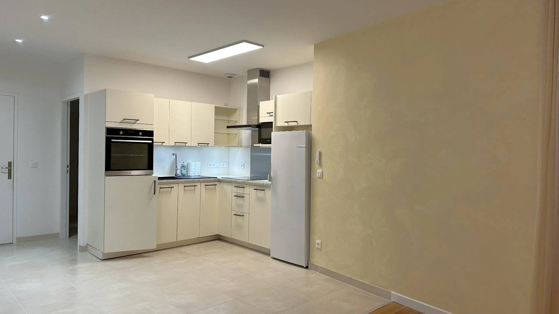 En hyper-centre de Dieppe - Appartement de 71.67m² avec ascenseur et parking, Normandie 76.