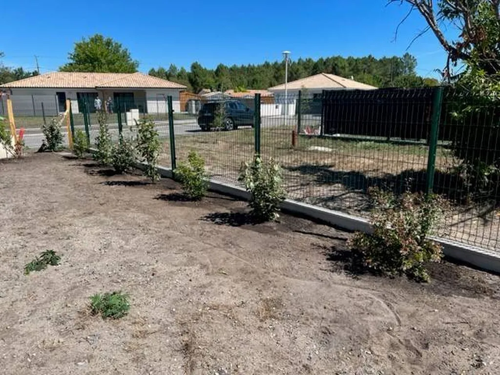 Réalisation par Evolution Paysage d’une clôture temporaire près d’Ychoux