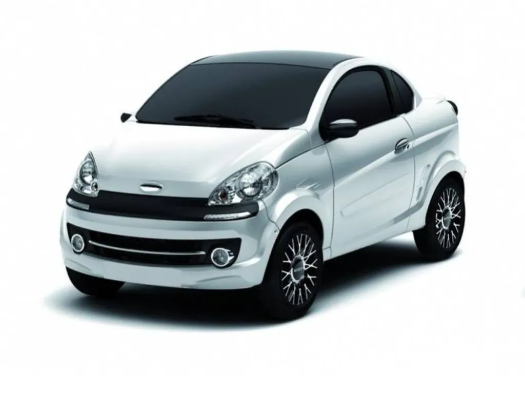 Les nouvelles voitures sans permis Microcar au Salon de l'automobile 2012/2013  à Toulon dans le Var 83