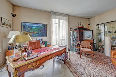 En exclusivité à vendre maison de caractère au cœur du Vésinet à quelques pas de la place du marché