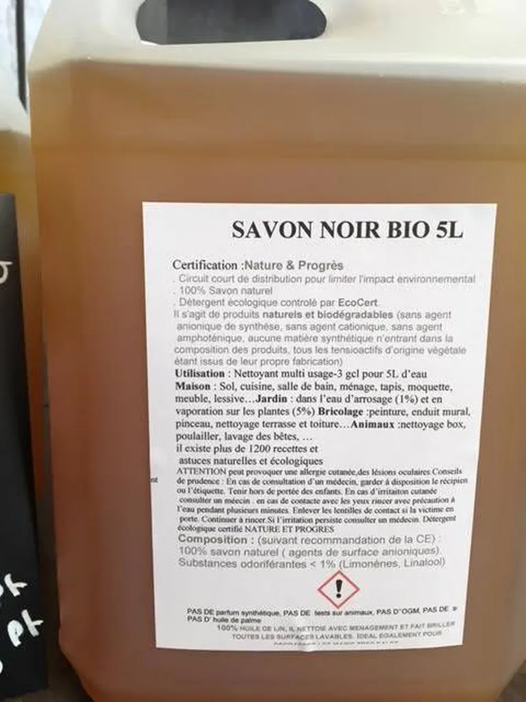 SAVON NOIR 