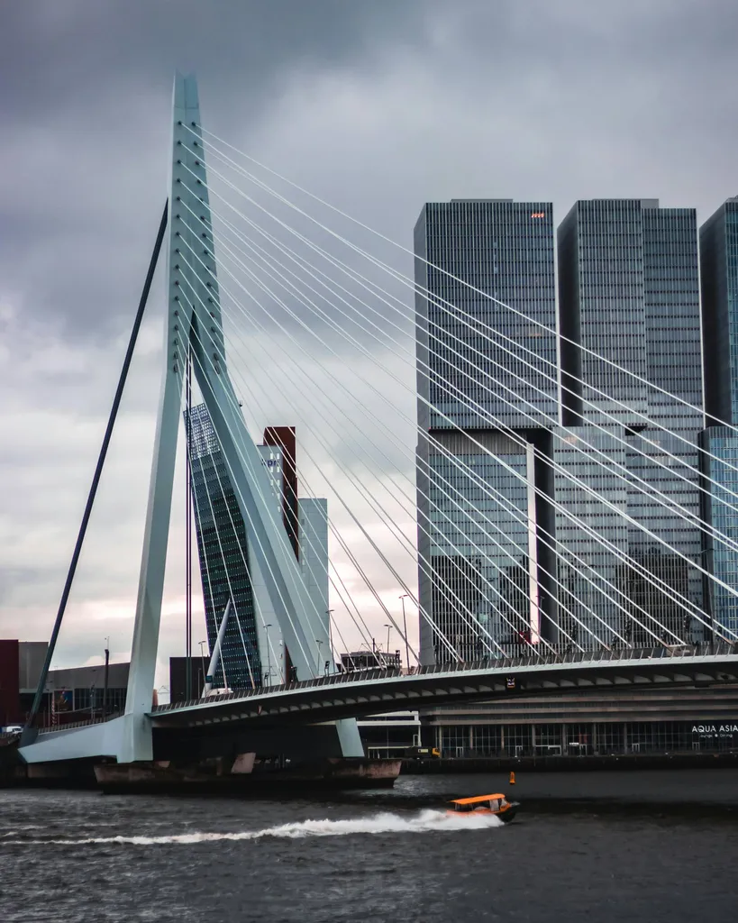 TRANSPORT EXPRESS ROUTIER DE PALETTES ET COLIS DE FRANCE VERS LE BENELUX