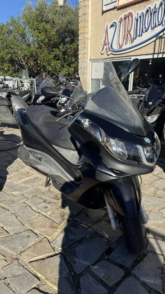 PIAGGIO X10 125