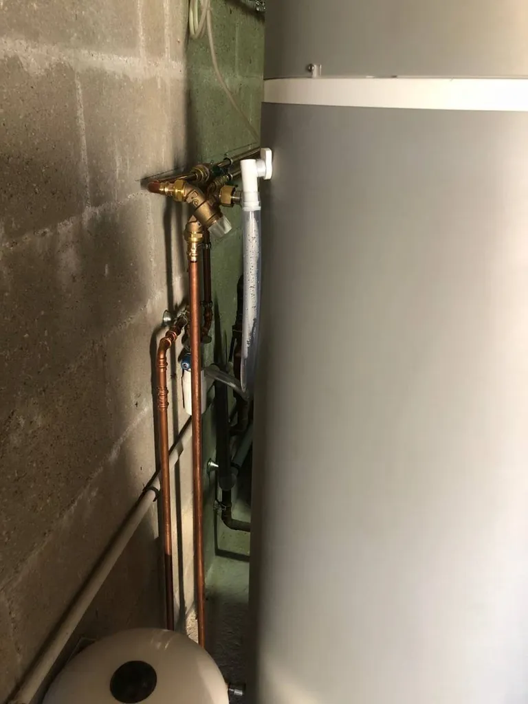 Installation d'un chauffe-eau thermodynamique AUER à Bolbec