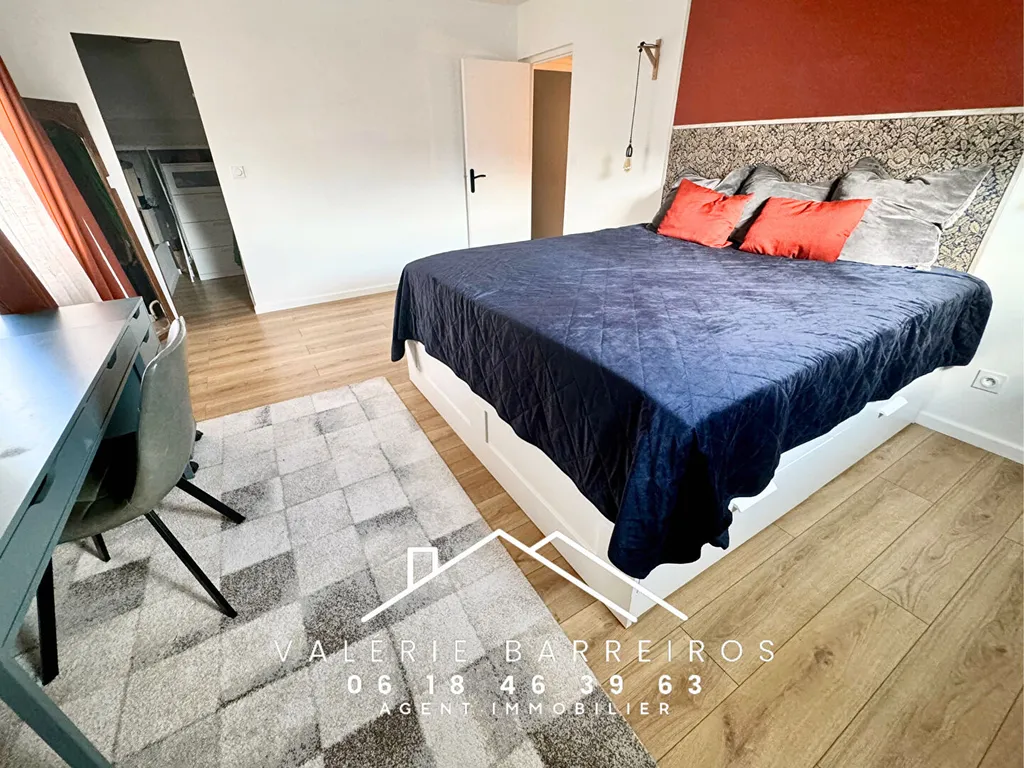 À vendre, maison de 207m² sur un terrain de 1200m² située à Oissel 76350