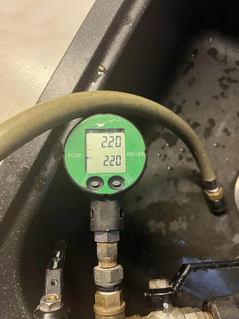 Localisation d'une fuite d'eau sans casse responsable d'une surconsommation à Bourges dans le Cher