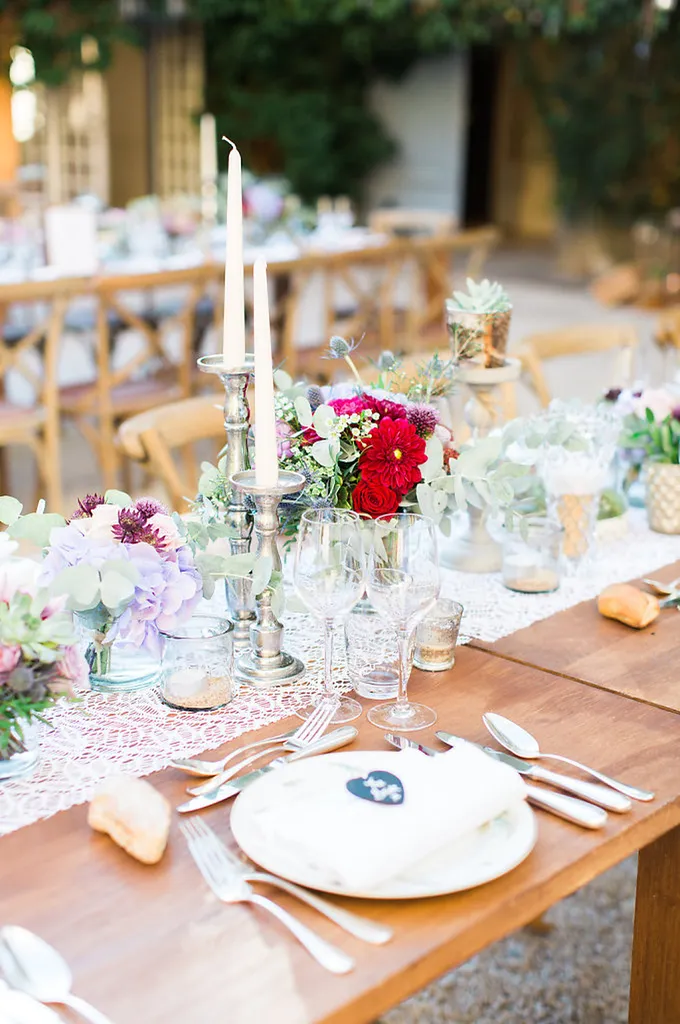 Consulter notre portfolio de décoration florale de mariage en Provence