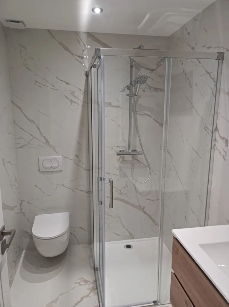 creation salle de bain complete bac a douche cannes 06
