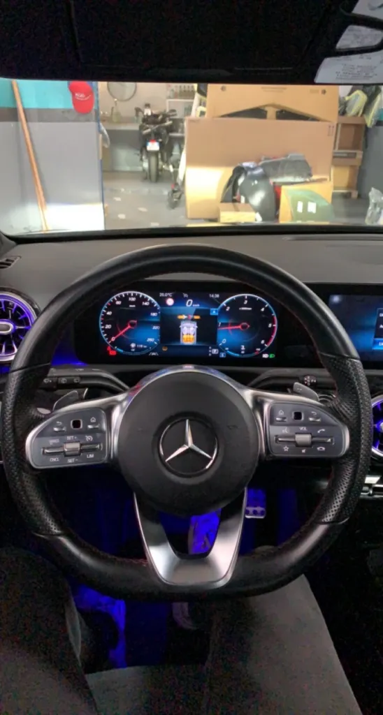 Mercedes