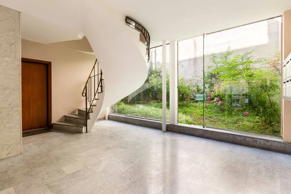 A vendre Grand studio en excellent état - Pl des Ternes / Renaudes 75017