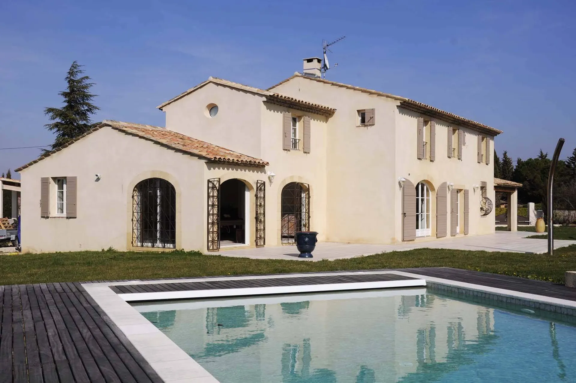 Constructeur de maison individuelle traditionnelle sur le lubéron 