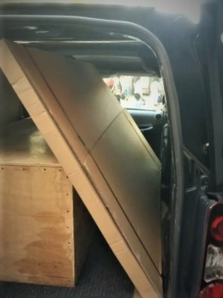 Récupération Livr'Express® de vos grands formats (tableau de 180*120 ici pour Caluire) 