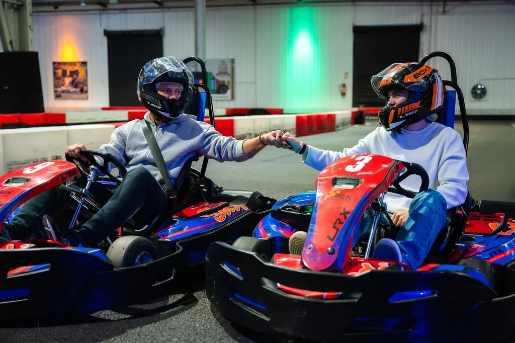 ANNIVERSAIRE KARTING - LASER GAME