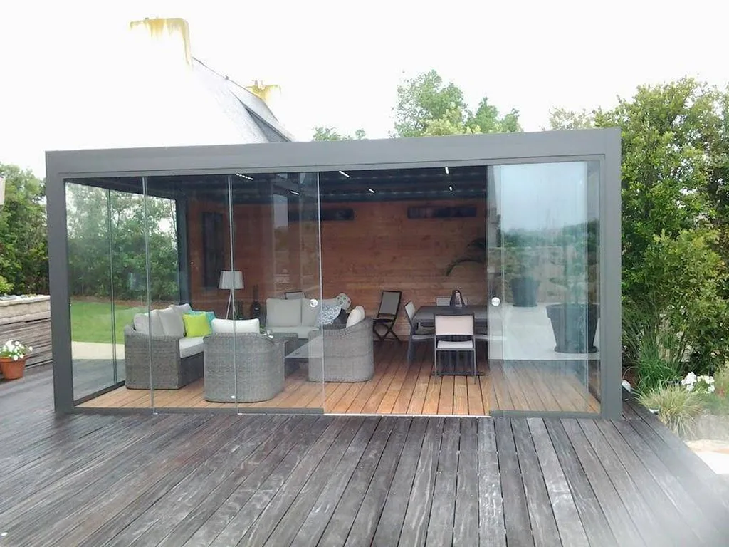 Qui contacter près d’Aix-en-Provence pour installer une pergola bioclimatique