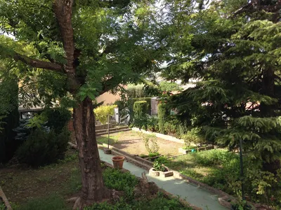 Maison composée de 2 logements 5 Cassis au calme à proximité immédiate du centre