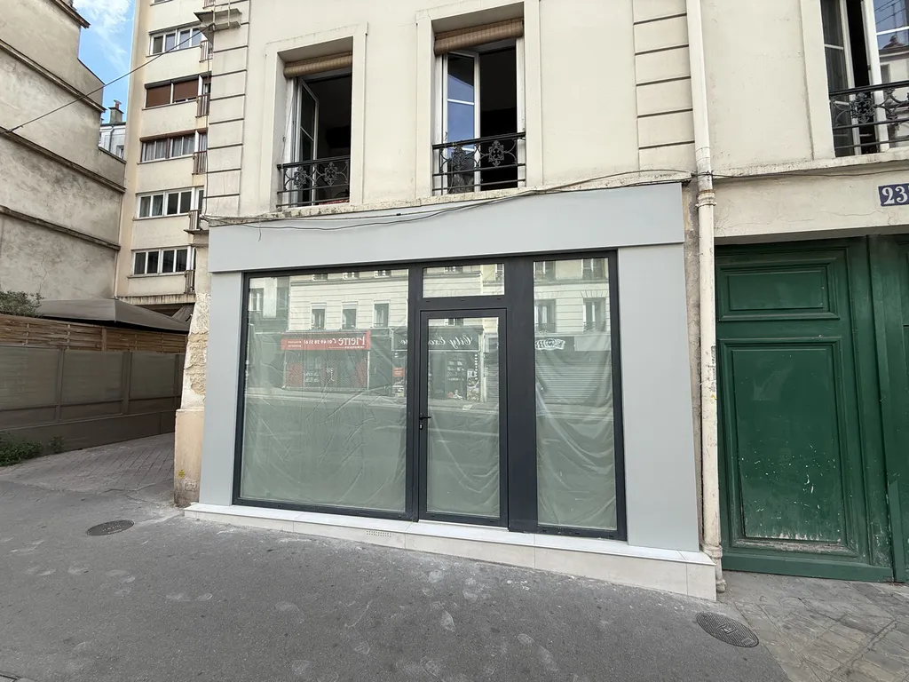 Location - Boutique 47 m², Dugommier, Rue de Charenton 75012 PARIS